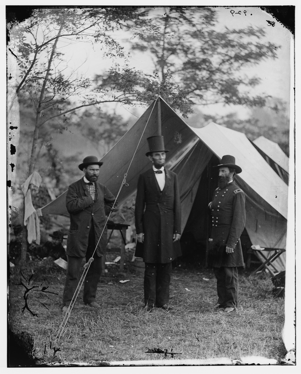 Lincoln at the Battle of Antitam