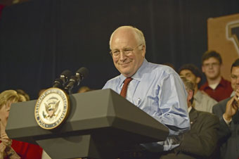 Dick Cheney at vice presidential lecturn