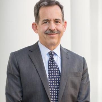 Steve Mull headshot