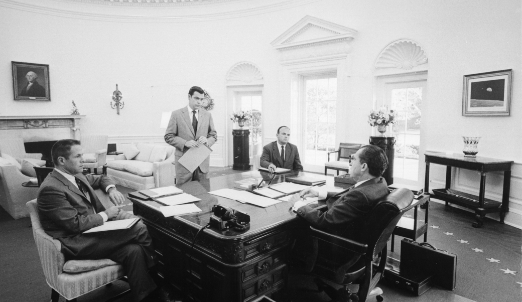 nixion in the oval office