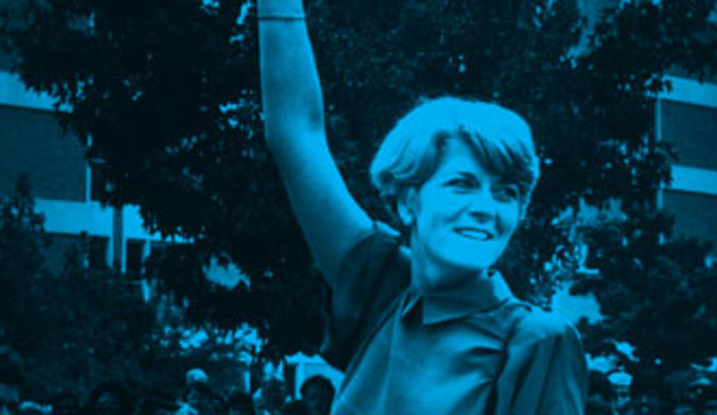 Geraldine Ferraro waving-photo in Black and blue