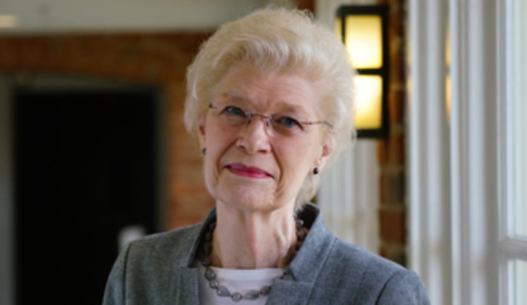 Mary Vee Connell Headshot